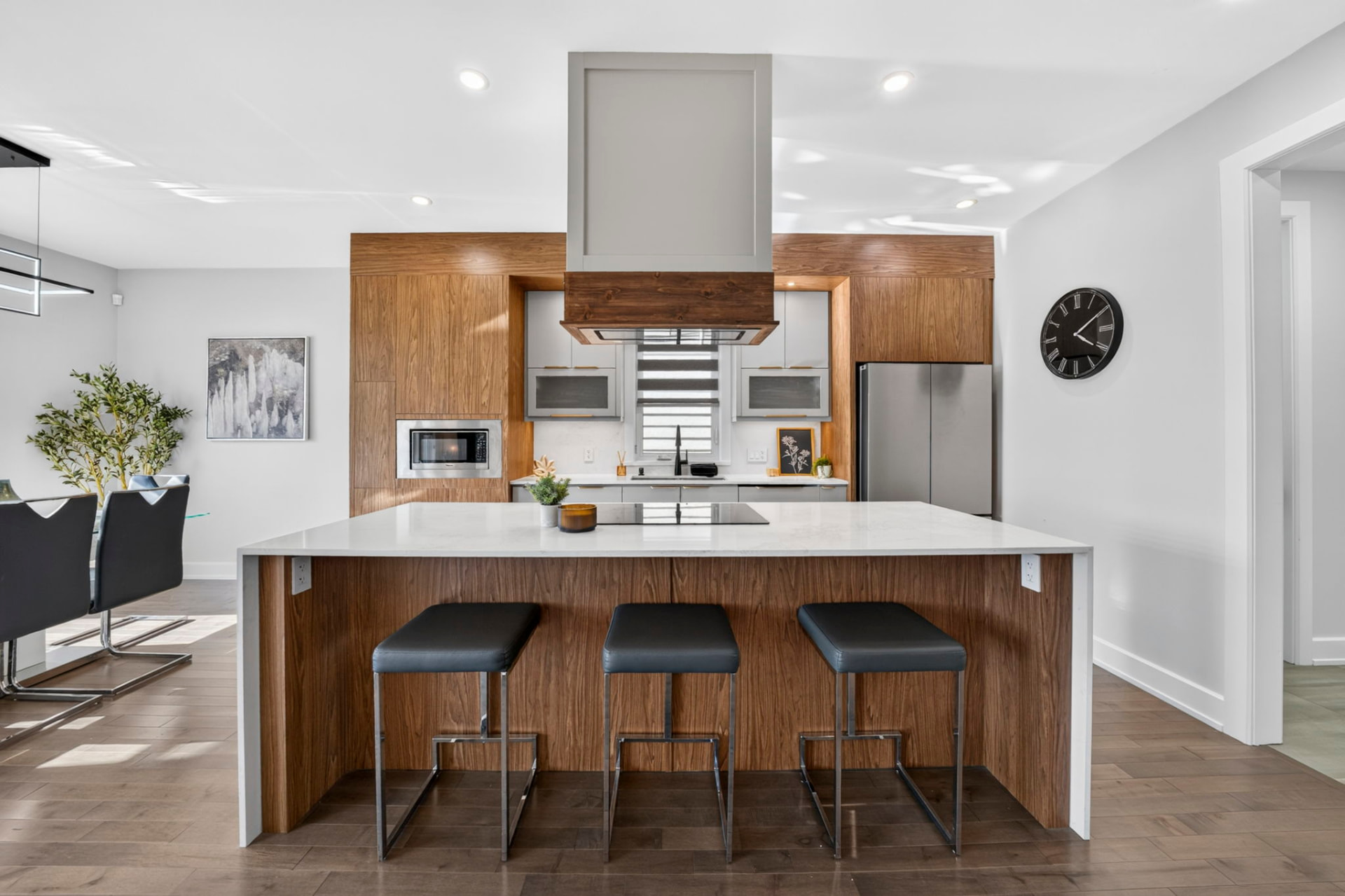 Kitchen island and walnut cabinetry